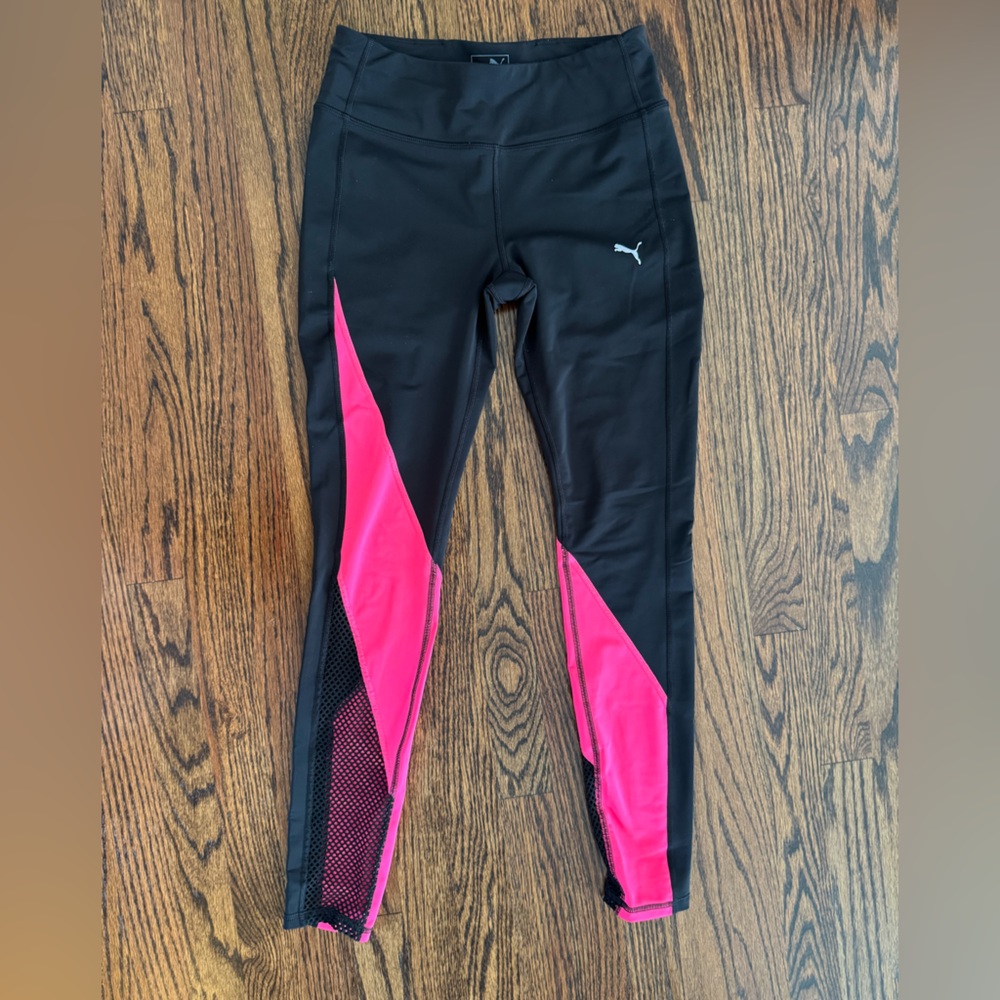 Women’s Puma black and pink leggings size small